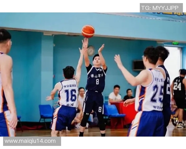 重庆篮球队个人能力变革引发热议球员成长与团队协作的新机遇